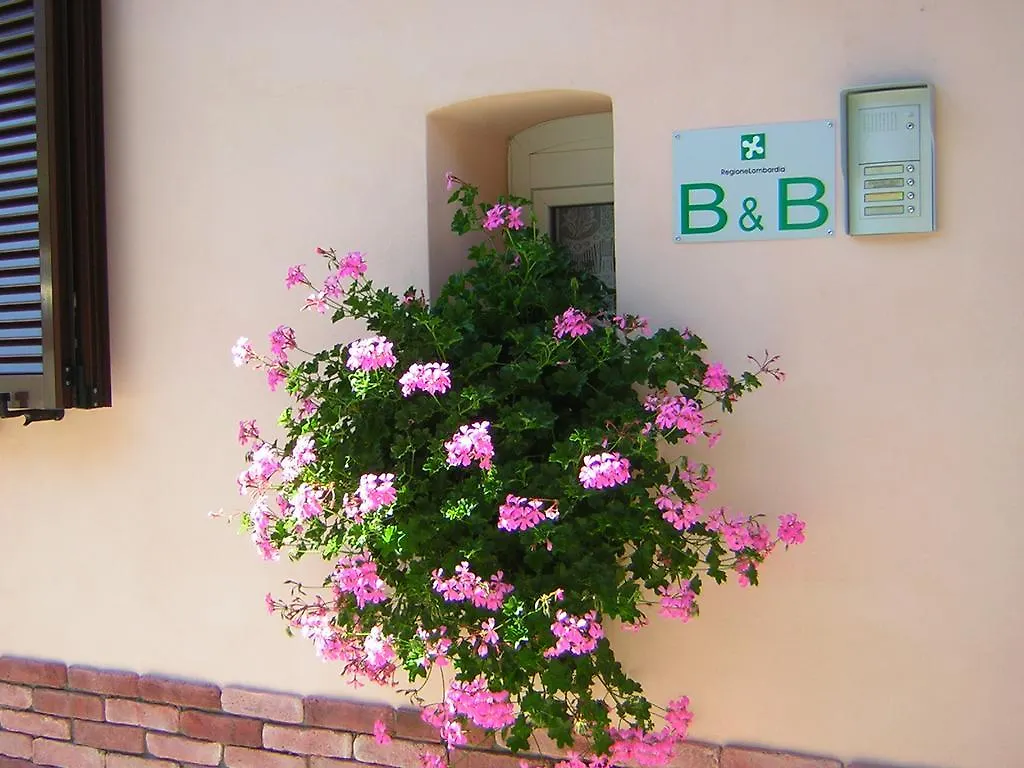 B&B Da-Di Colico Italy